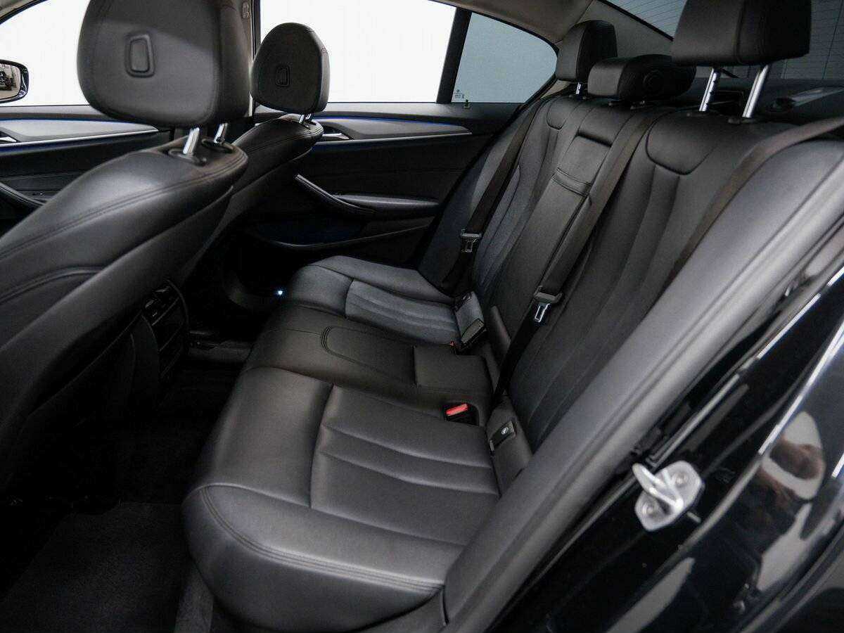 Купить BMW 5 серии 520d, 2017, 193 321 км, фото №14