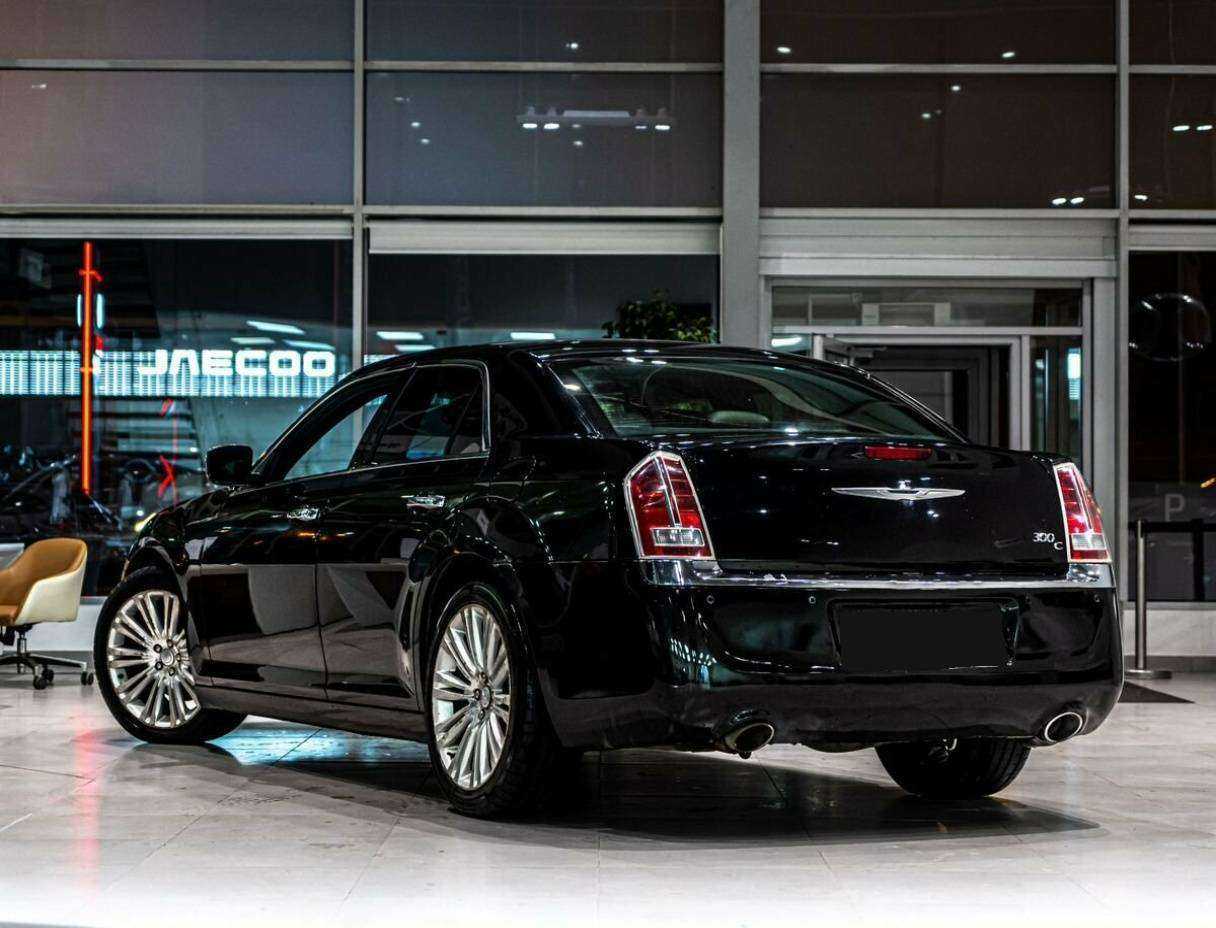 Купить Chrysler 300C, 2012, 230 000 км, фото №4
