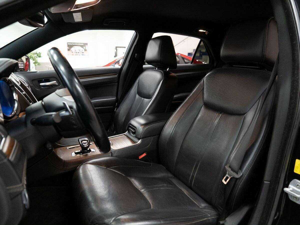 Купить Chrysler 300C, 2012, 230 000 км, фото №6