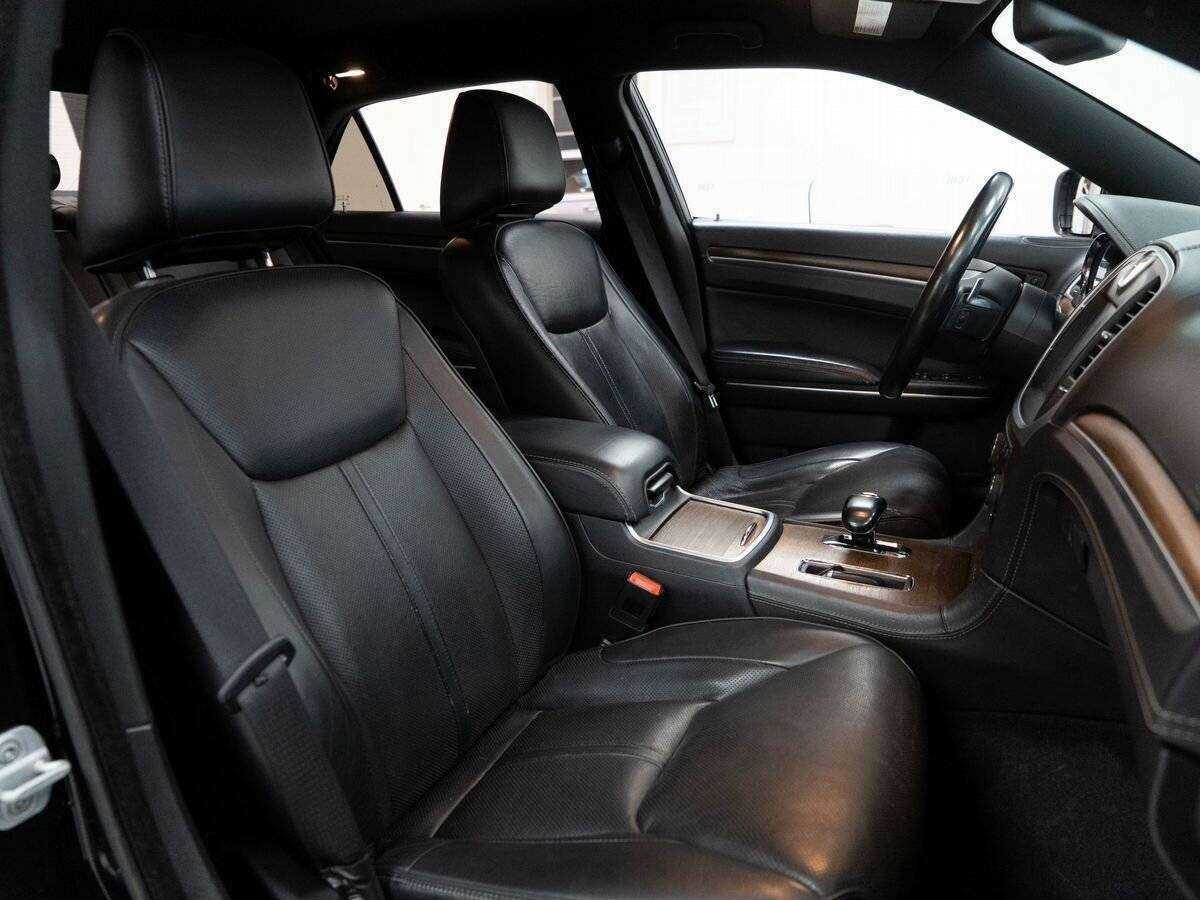 Купить Chrysler 300C, 2012, 230 000 км, фото №9