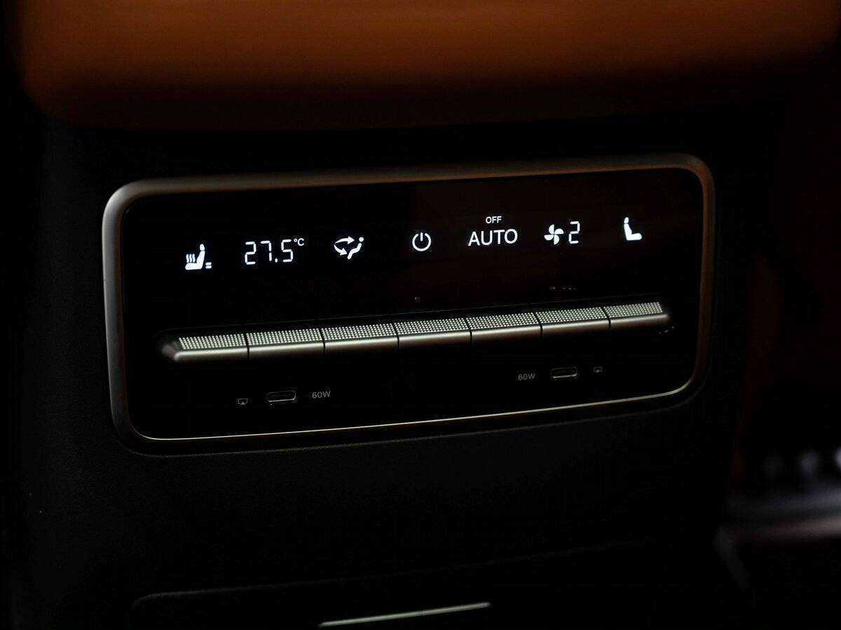 Купить LiXiang L7, 2023, 8 909 км, фото №16