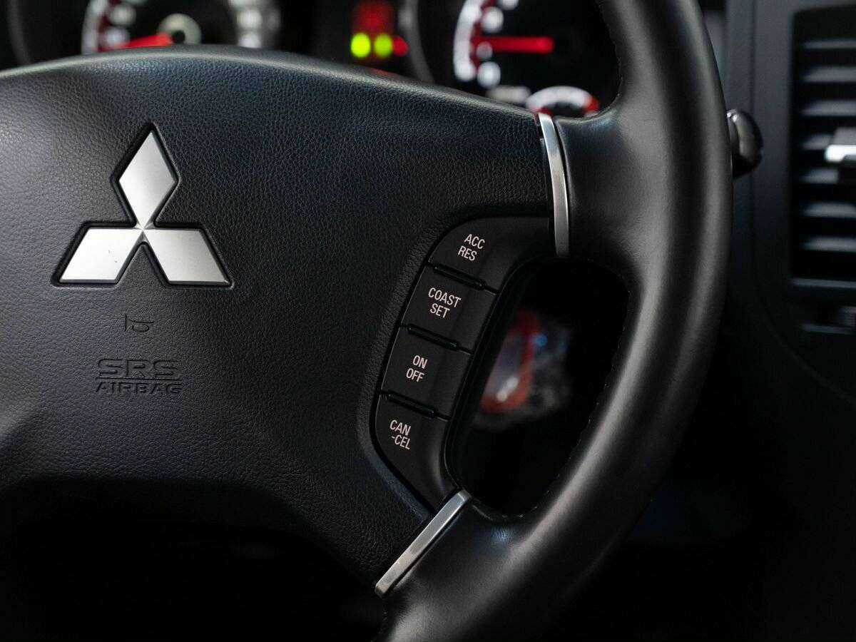 Купить Mitsubishi Pajero, 2011, 186 754 км, фото №15