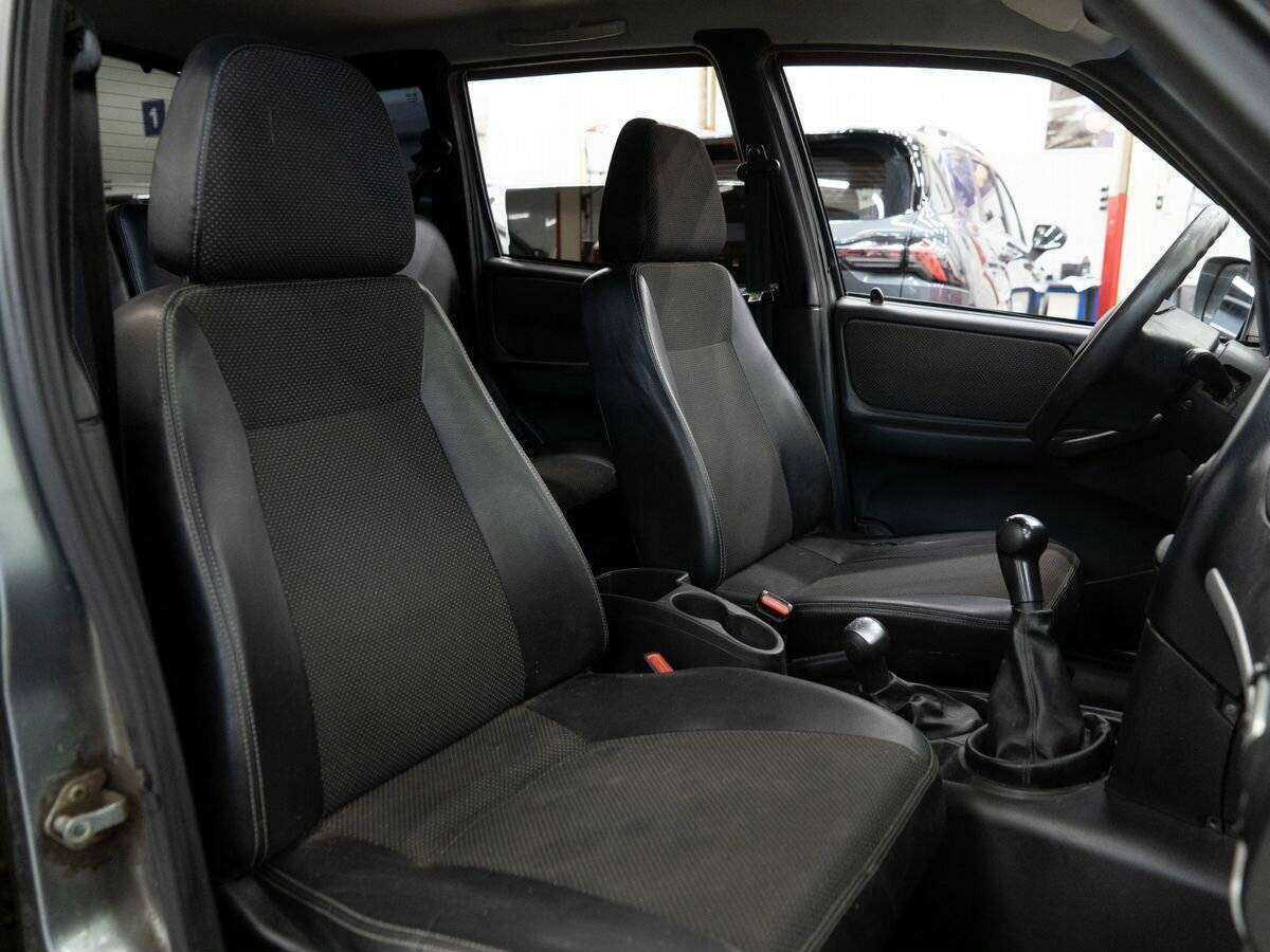 Купить Chevrolet Niva, 2011, 147 000 км, фото №9