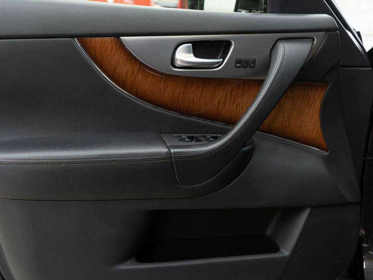 Купить Infiniti FX37, 2011, 216 000 км, фото №16
