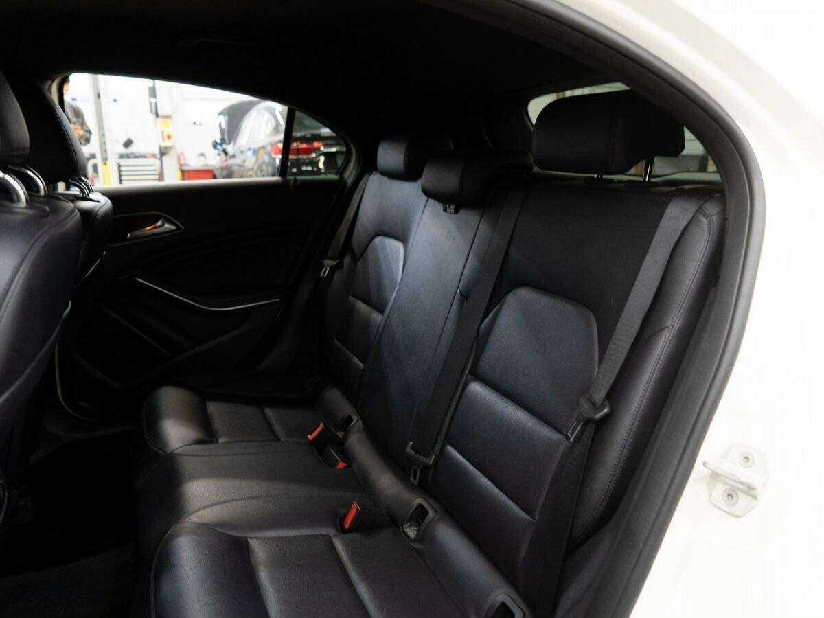 Купить Mercedes-Benz A-Класс 180, 2013, 147 600 км, фото №7