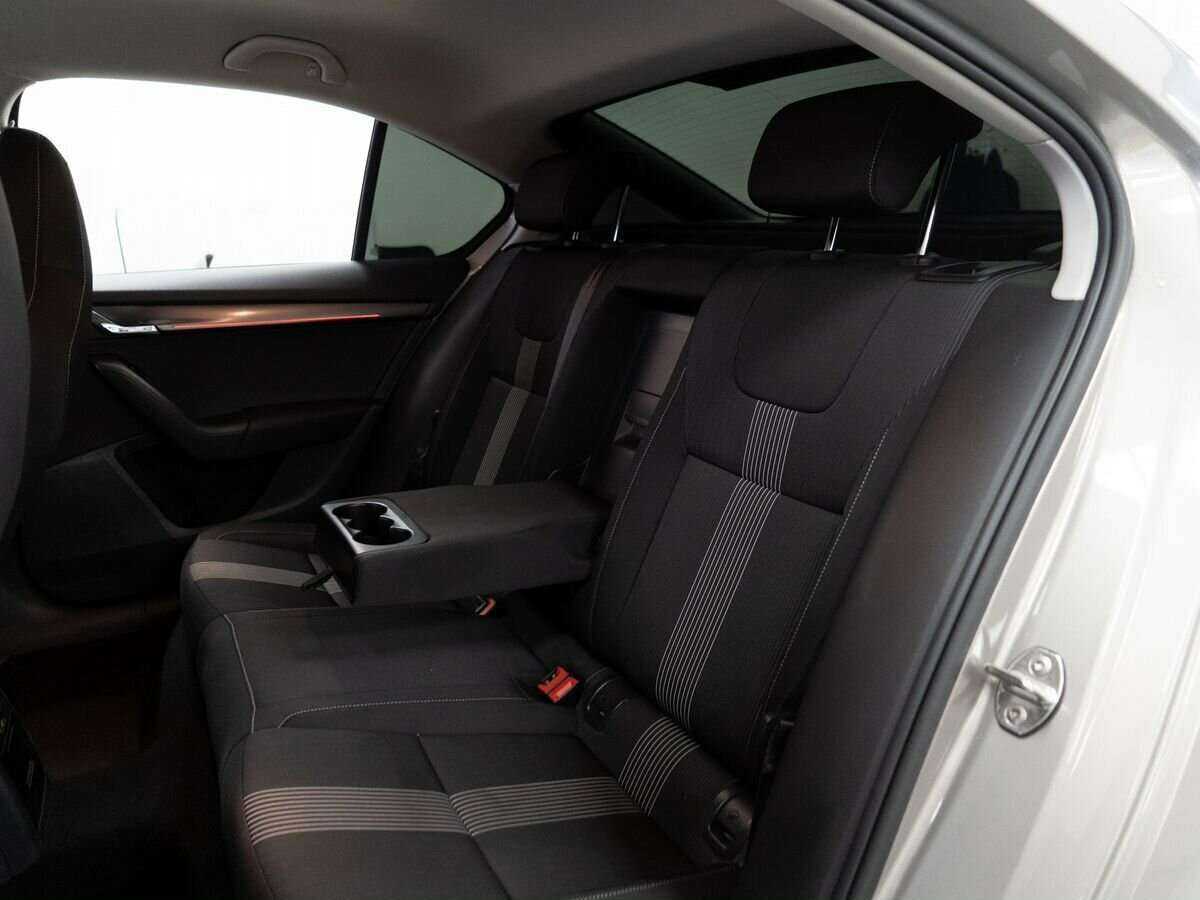 Купить Skoda Octavia, 2018, 141 200 км, фото №7