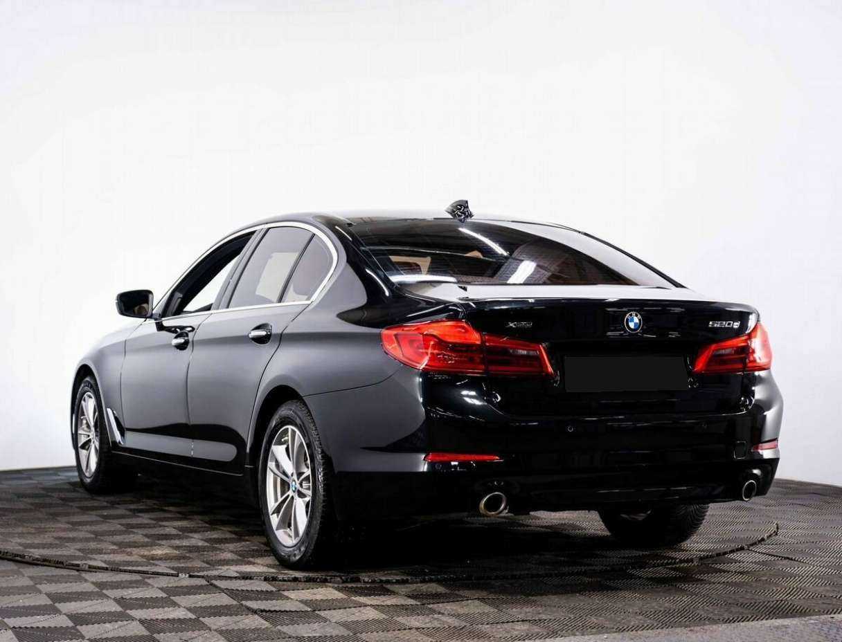 Купить BMW 5 серии 520d xDrive, 2018, 91 459 км, фото №4