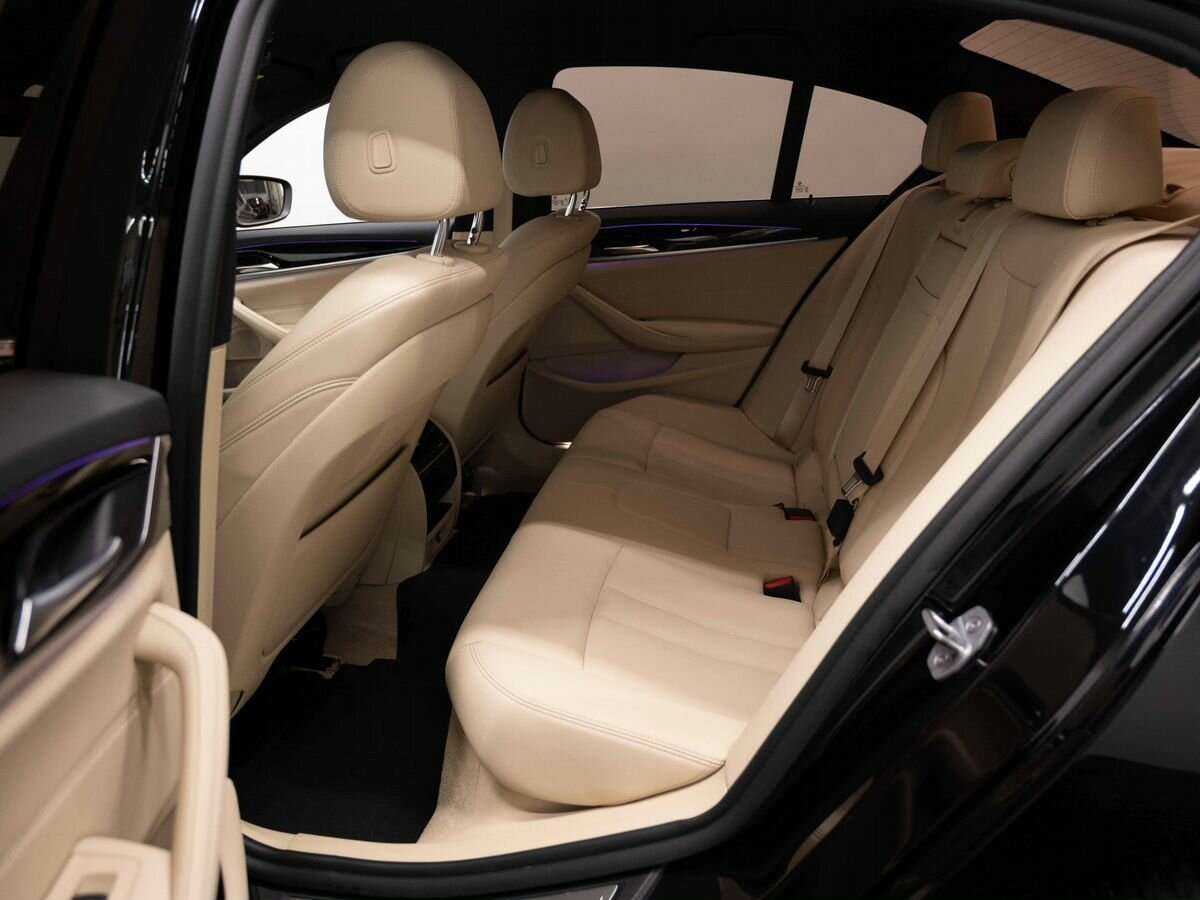 Купить BMW 5 серии 520d xDrive, 2018, 91 459 км, фото №9