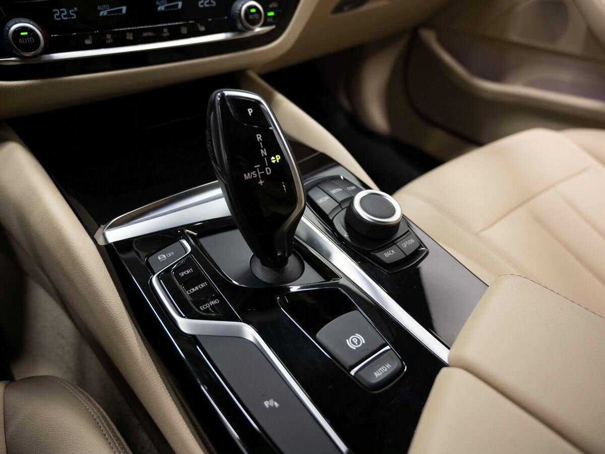 Купить BMW 5 серии 520d xDrive, 2018, 91 459 км, фото №22