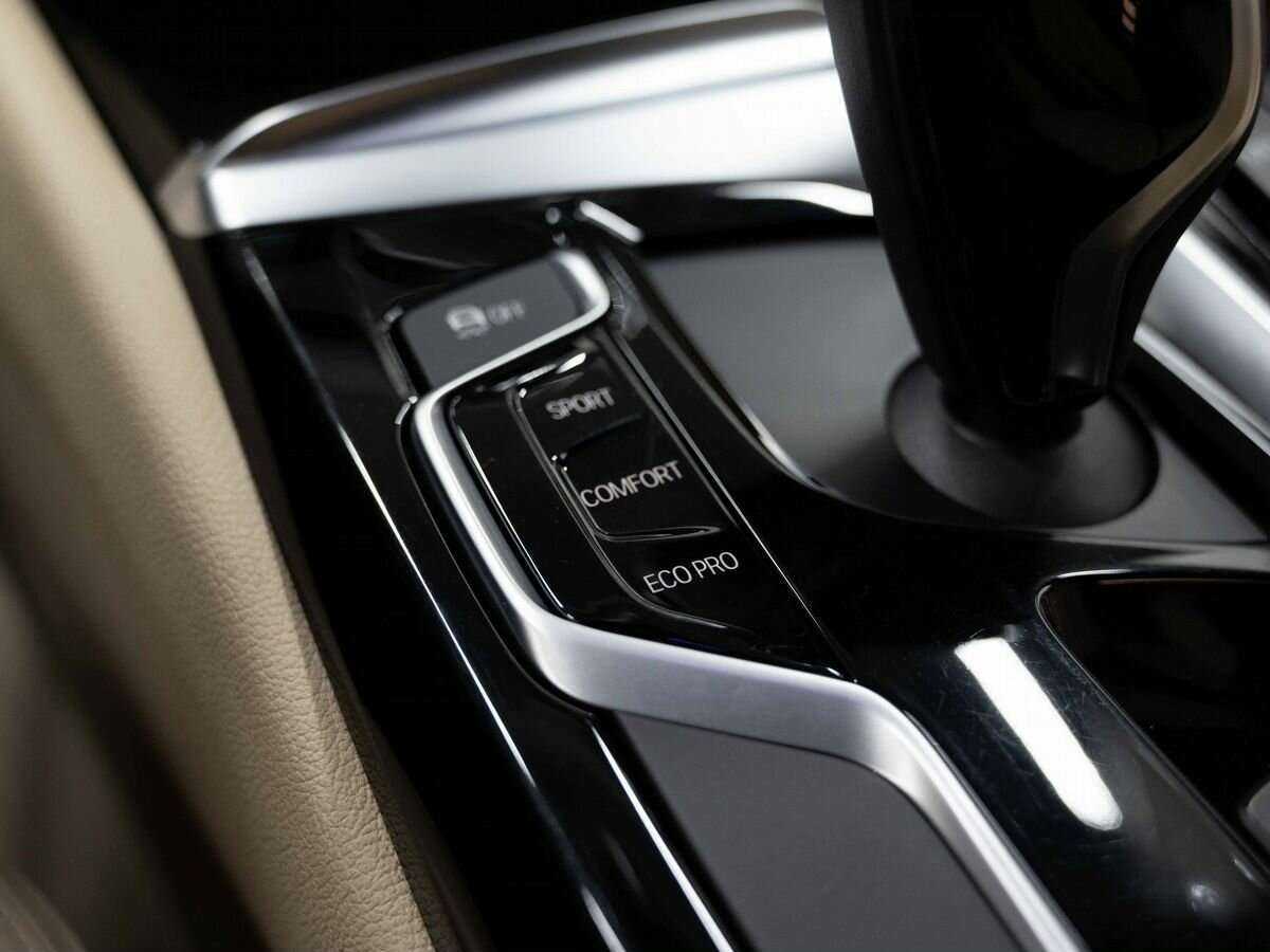 Купить BMW 5 серии 520d xDrive, 2018, 91 459 км, фото №23