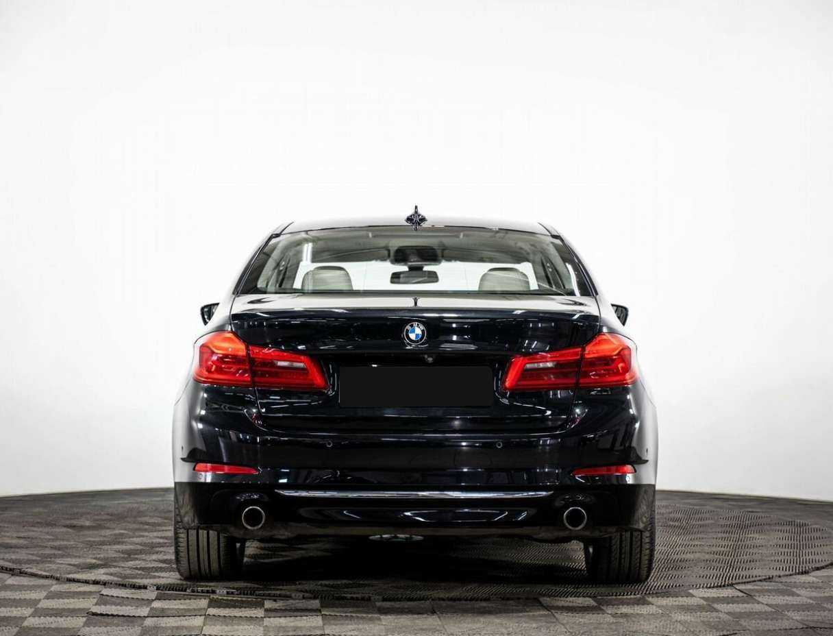 Купить BMW 5 серии 520i, 2018, 174 500 км, фото №5