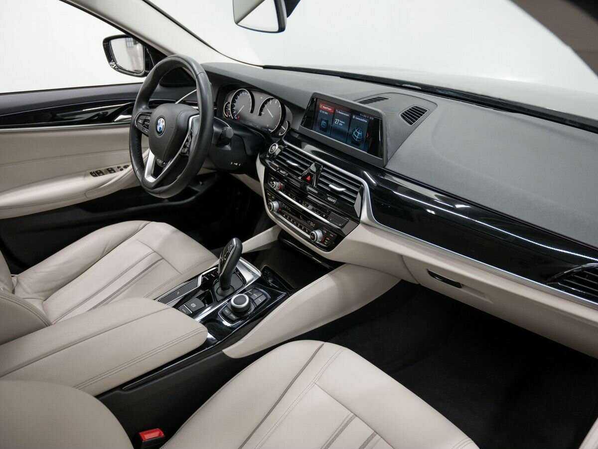 Купить BMW 5 серии 520i, 2018, 174 500 км, фото №7