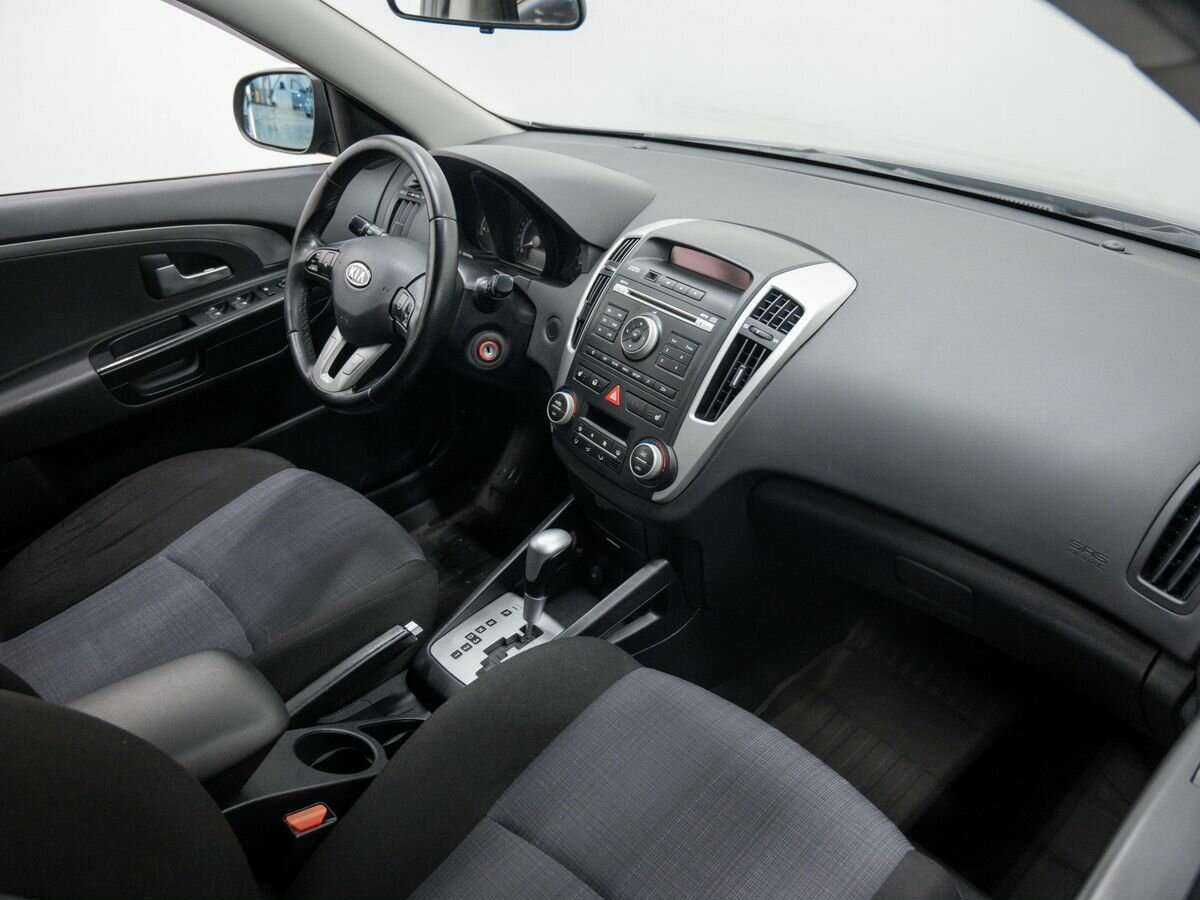 Купить Kia Ceed, 2010, 174 000 км, фото №7