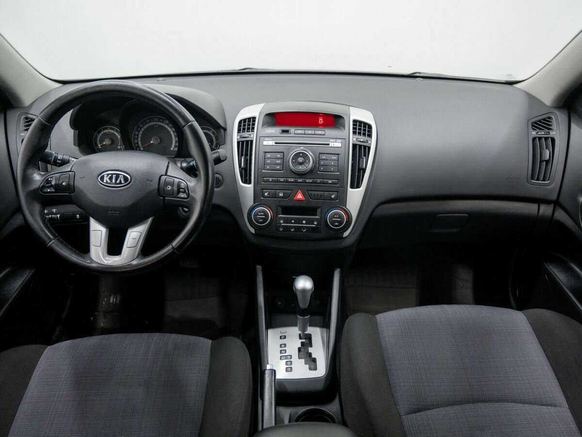 Купить Kia Ceed, 2010, 174 000 км, фото №10