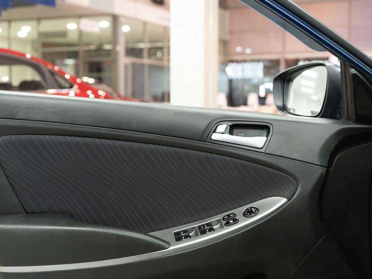 Купить Hyundai Solaris, 2015, 146 990 км, фото №15