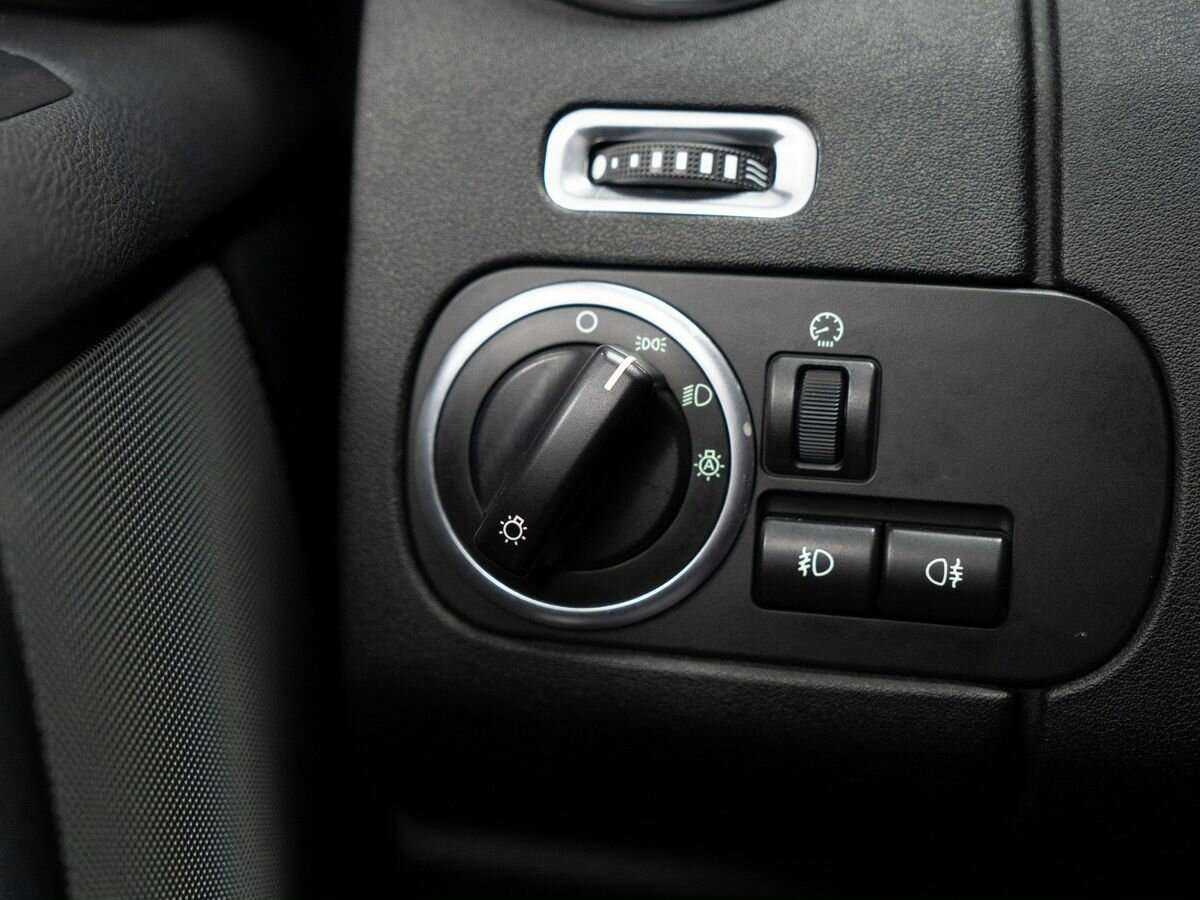 Купить Land Rover Discovery, 2011, 193 570 км, фото №15