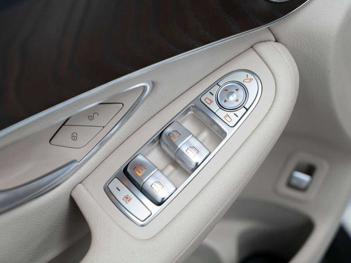 Купить Mercedes-Benz GLC 250 d, 2016, 161 000 км, фото №16