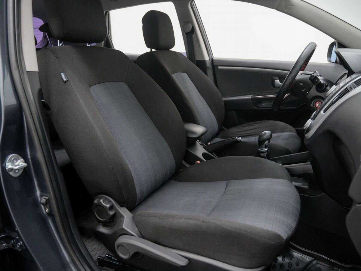 Купить Kia Ceed, 2010, 194 000 км, фото №9