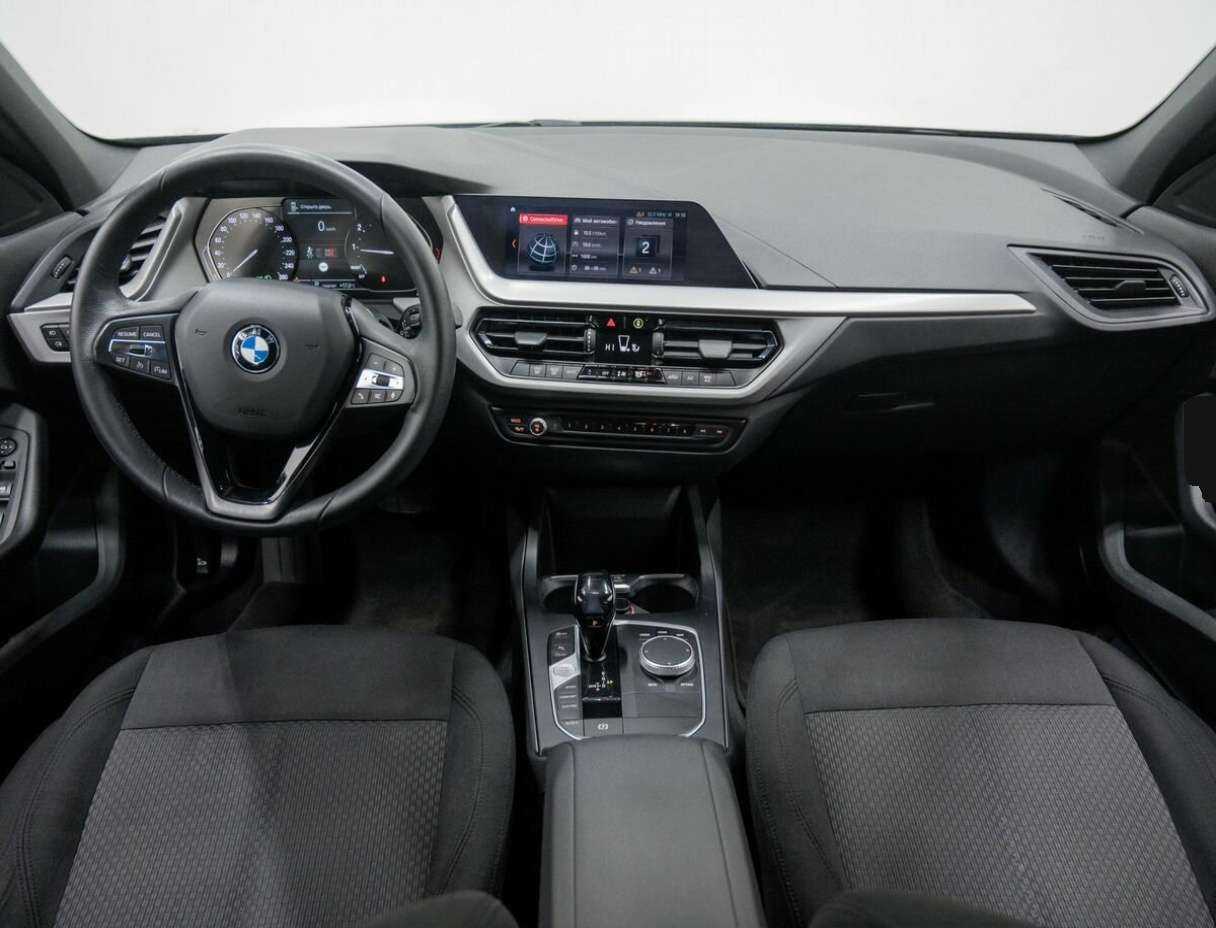 Купить BMW 1 серии 118i, 2019, 158 610 км, фото №10