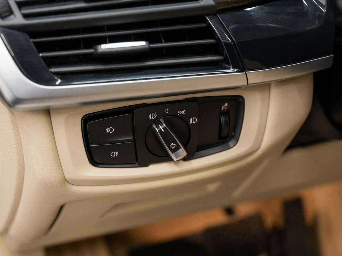 Купить BMW X5 30d, 2015, 150 329 км, фото №18