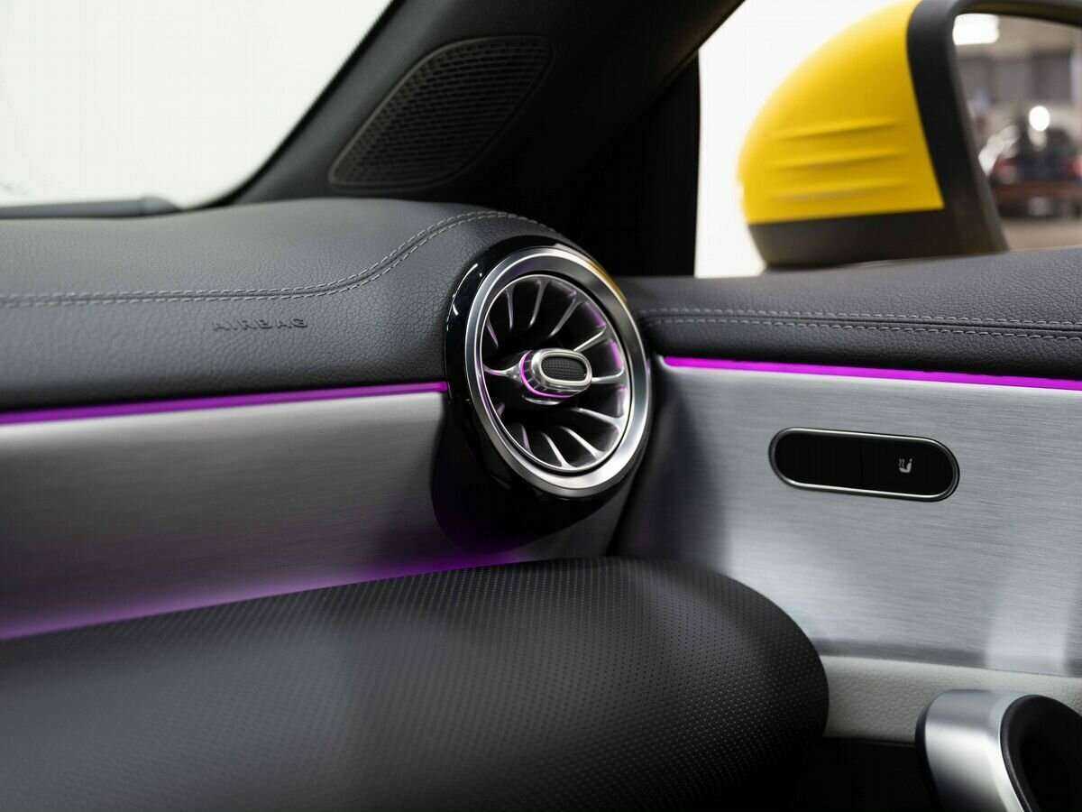 Купить Mercedes-Benz CLA 200, 2020, 67 000 км, фото №25