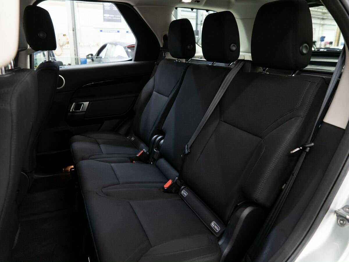 Купить Land Rover Discovery, 2018, 69 804 км, фото №7