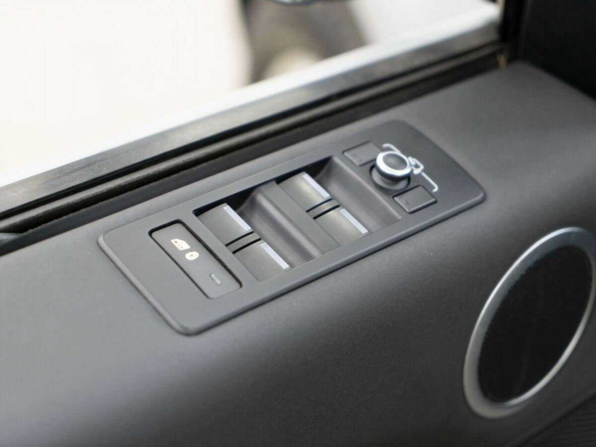 Купить Land Rover Discovery, 2018, 69 804 км, фото №16
