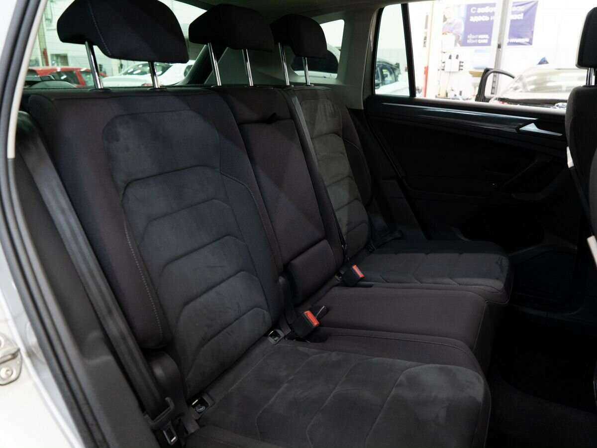 Купить Volkswagen Tiguan, 2019, 71 175 км, фото №8
