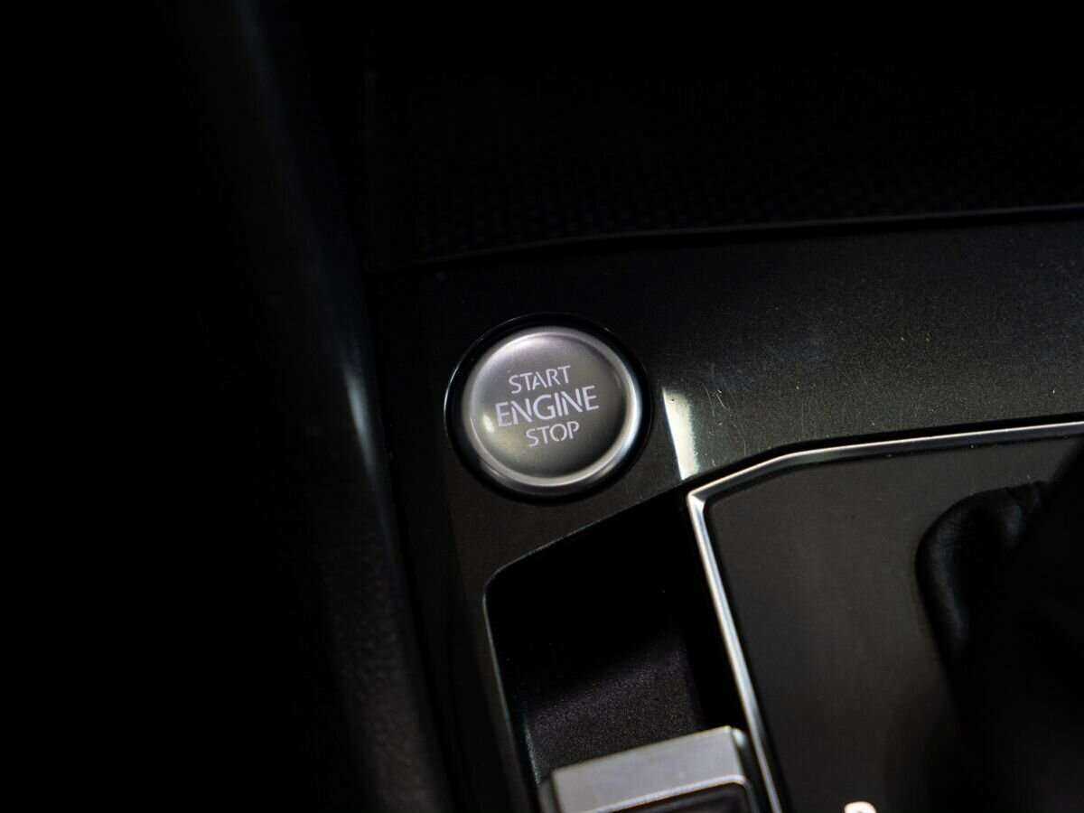 Купить Volkswagen Tiguan, 2019, 71 175 км, фото №11