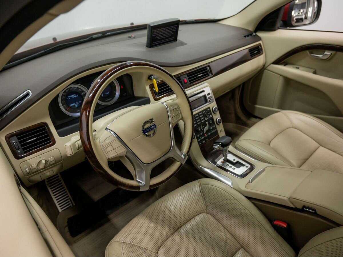 Купить Volvo XC70, 2011, 300 000 км, фото №17