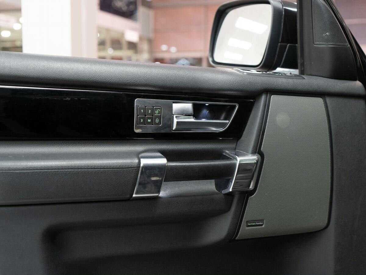 Купить Land Rover Discovery, 2013, 218 955 км, фото №17