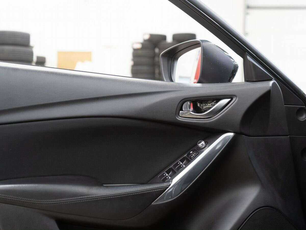 Купить Mazda 6, 2017, 98 400 км, фото №15
