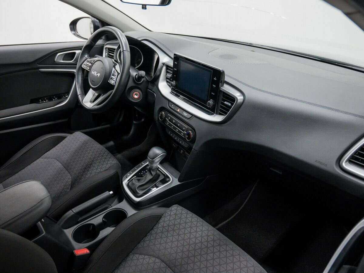 Купить Kia Ceed, 2022, 16 700 км, фото №9