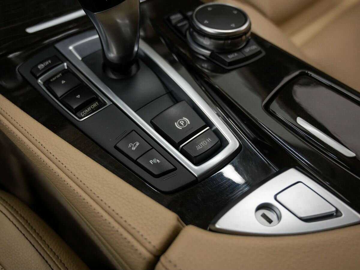 Купить BMW 5 серии 530d xDrive, 2015, 78 182 км, фото №21