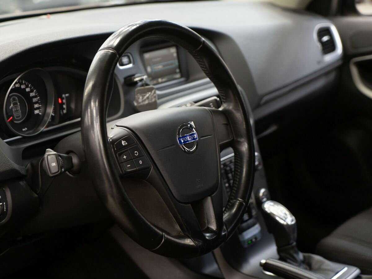 Купить Volvo V40 Cross Country, 2013, 140 000 км, фото №5