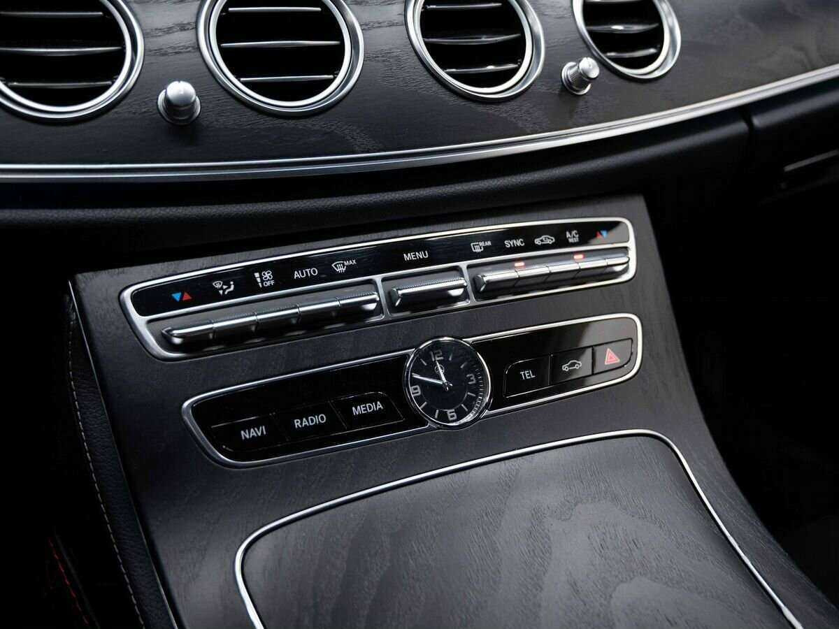 Купить Mercedes-Benz E-Класс 200, 2017, 96 000 км, фото №23