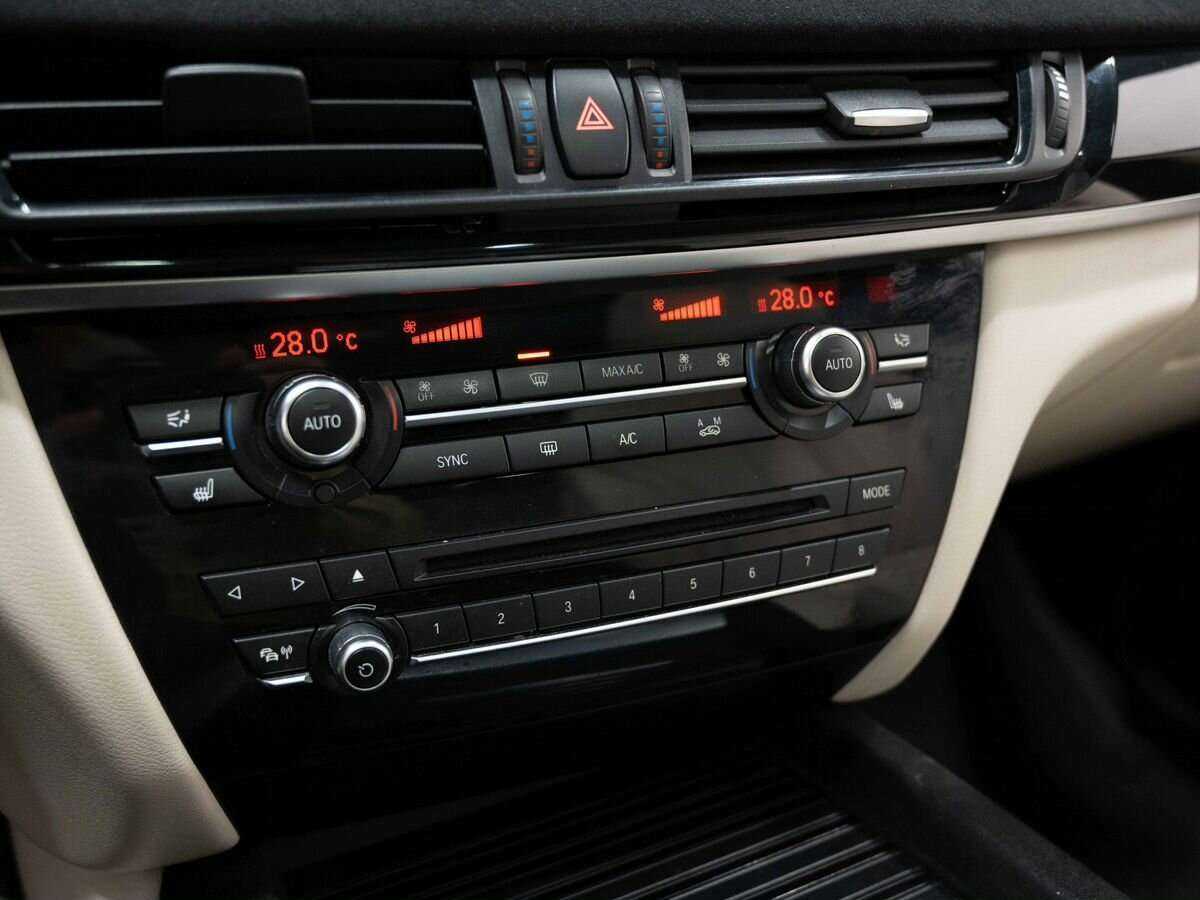 Купить BMW X5 40d, 2015, 157 703 км, фото №22