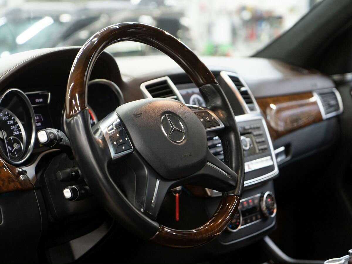 Купить Mercedes-Benz GL-Класс 500, 2013, 187 528 км, фото №5