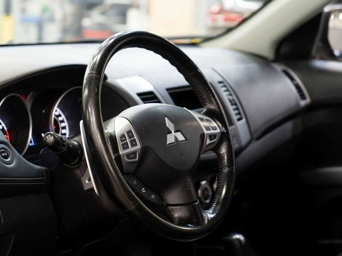 Купить Mitsubishi Outlander, 2011, 140 472 км, фото №5