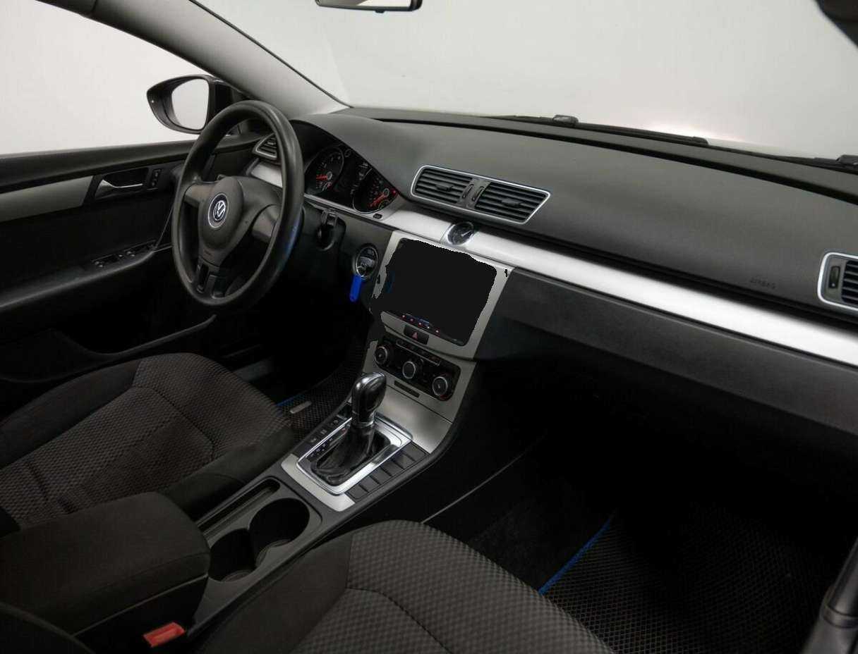 Купить Volkswagen Passat, 2011, 154 119 км, фото №9