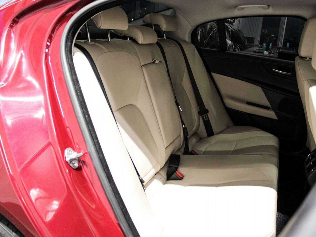 Купить Jaguar XE, 2016, 140 650 км, фото №22