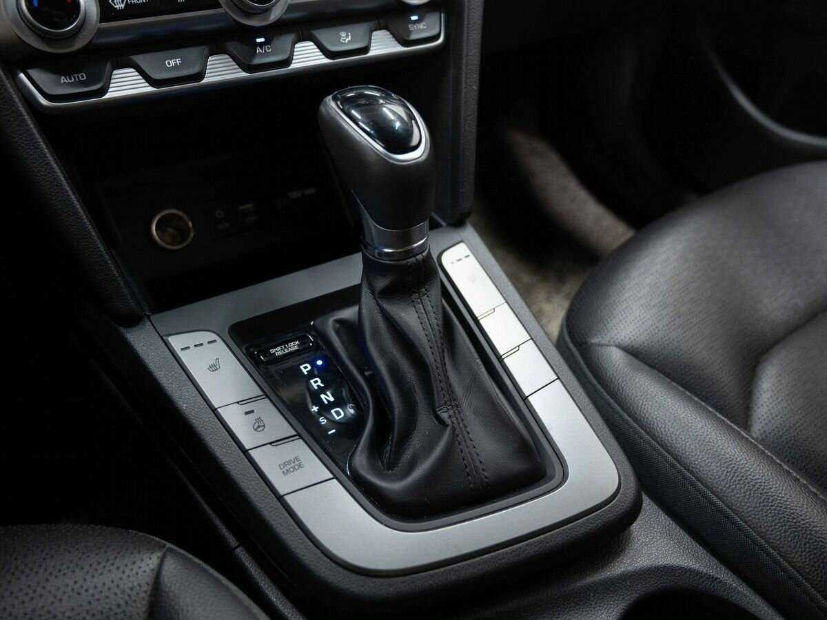 Купить Hyundai Avante, 2018, 83 500 км, фото №21