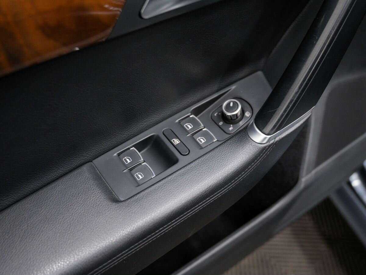 Купить Volkswagen Passat, 2011, 187 879 км, фото №15