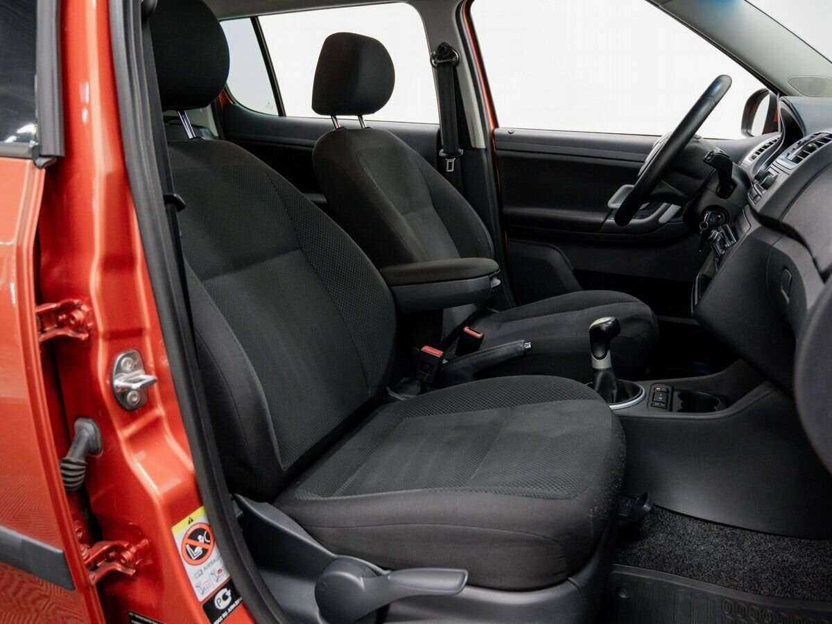 Купить Skoda Fabia, 2010, 100 291 км, фото №9