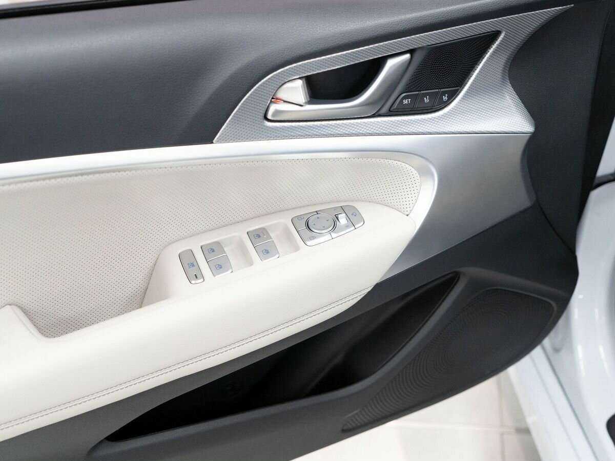 Купить Genesis G70, 2021, 36 571 км, фото №16