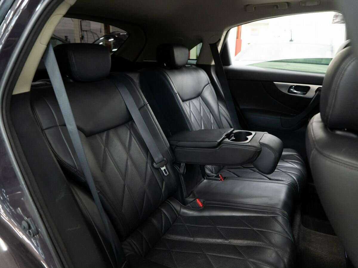 Купить Infiniti FX35, 2008, 125 000 км, фото №7