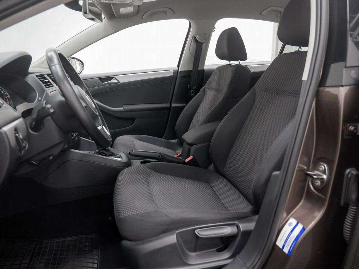 Купить Volkswagen Jetta, 2011, 154 000 км, фото №11