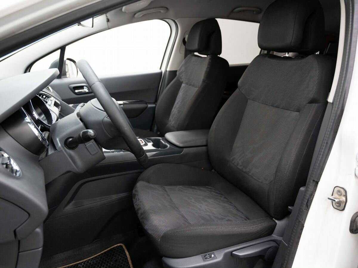 Купить Peugeot 3008, 2010, 210 000 км, фото №8