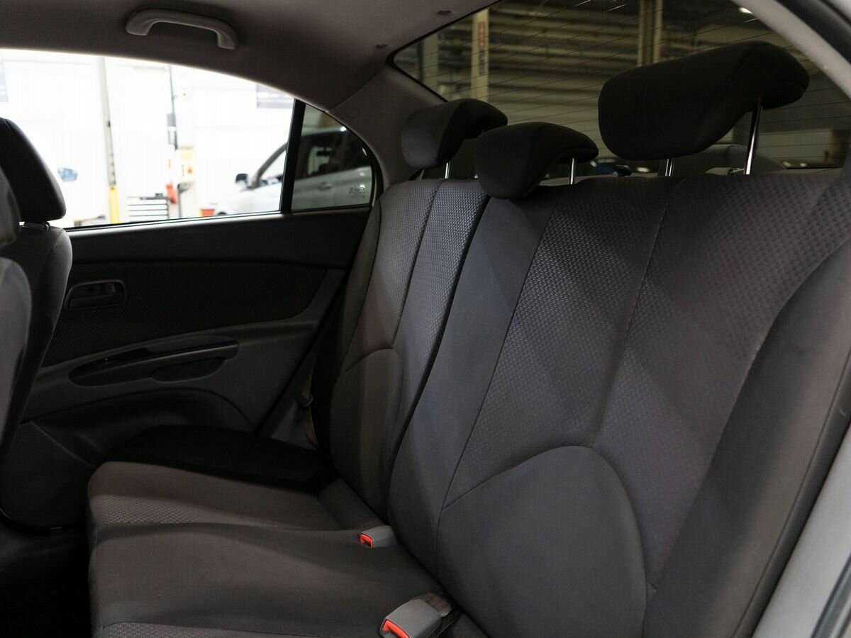 Купить Kia Rio, 2010, 198 000 км, фото №7