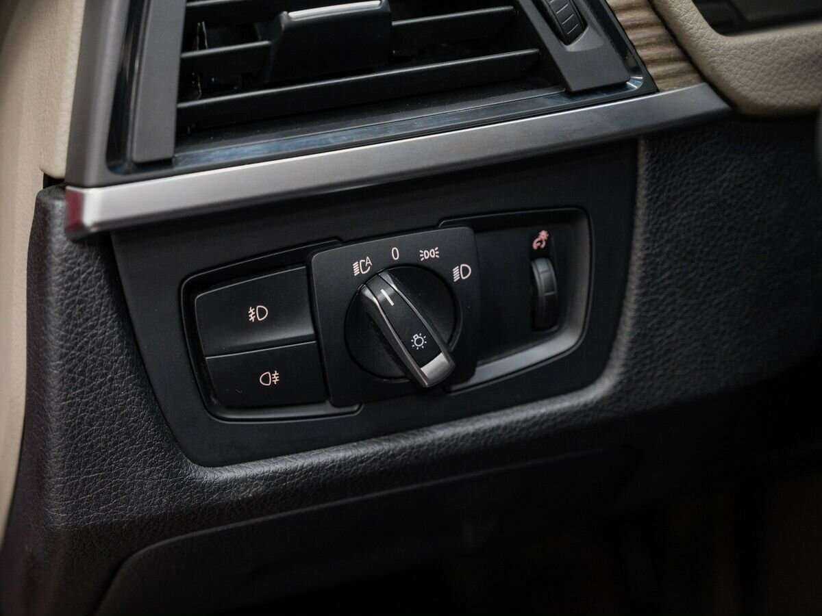 Купить BMW 3 серии 320d, 2012, 172 807 км, фото №13